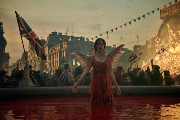 Bild 1 von 8: Kate Galloway (Julianne Nicholson)