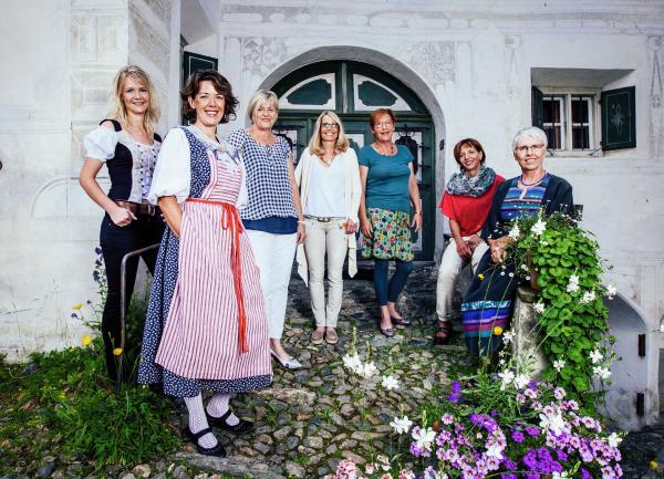 Bild 1 von 1: SRF bi de Lüt  Landfrauenküche - Sarah Fahrni, Eriz BE  Folge 1