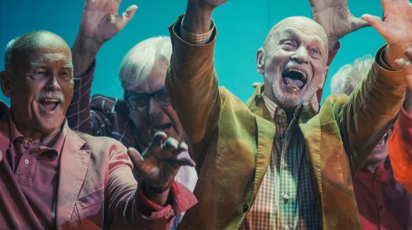 Bild 1 von 2: Wolfgang, Volli und Hajo beim Auftritt des Heaven Can Wait Chor.