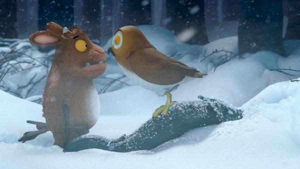 Bild 1 von 14: Auf der Suche nach der großen, bösen Maus begegnet das Grüffelokind der Eule, die sein Wissen über die Maus bestätigt.