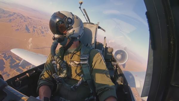 Bild 1 von 4: Nach vermeintlichen UFO-Sichtungen durch US-Militärpiloten rief das Pentagon 2020 eine Ufo-Task-Force ins Leben.