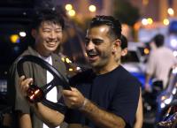 Mission Supercar - mit Hamid um die Welt