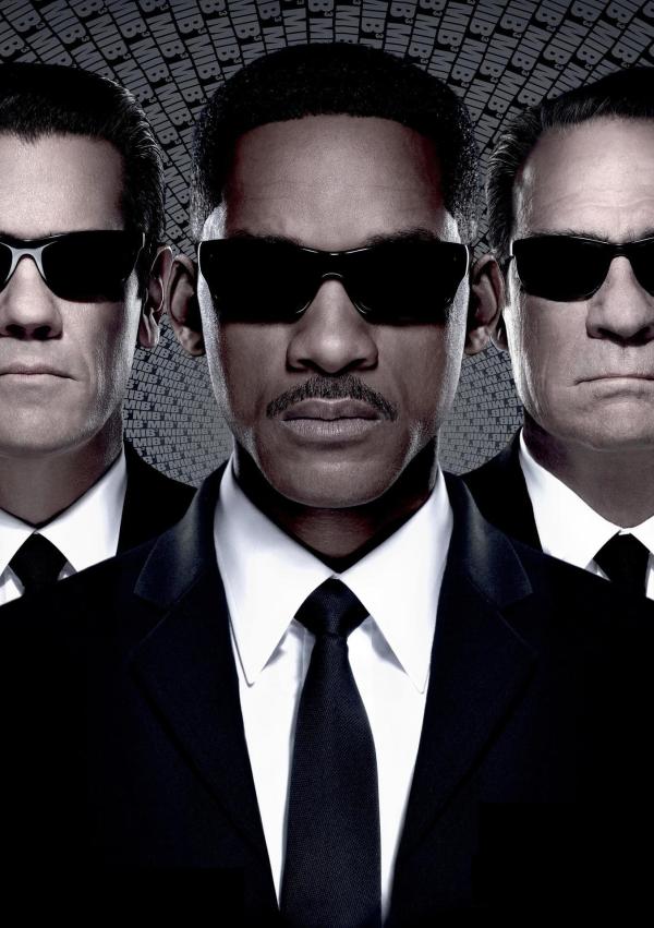 Bild 1 von 13: Im Bild (v.li.): Josh Brolin (Agent K, jung), Will Smith (Agent J), Tommy Lee Jones (Agent K).