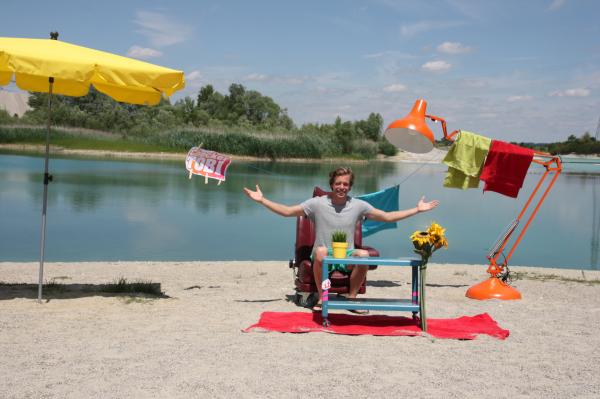 Bild 1 von 5: Checker Tobi hat seine Checkerbude an den Echinger See verlegt.