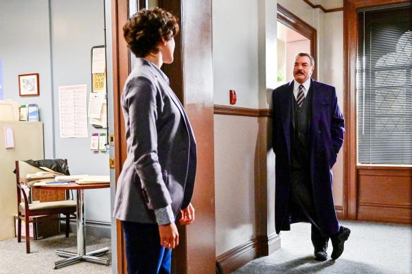 Bild 1 von 15: Im Bild: Lauren Patten (Rachel Witten), Tom Selleck (Frank Reagan).