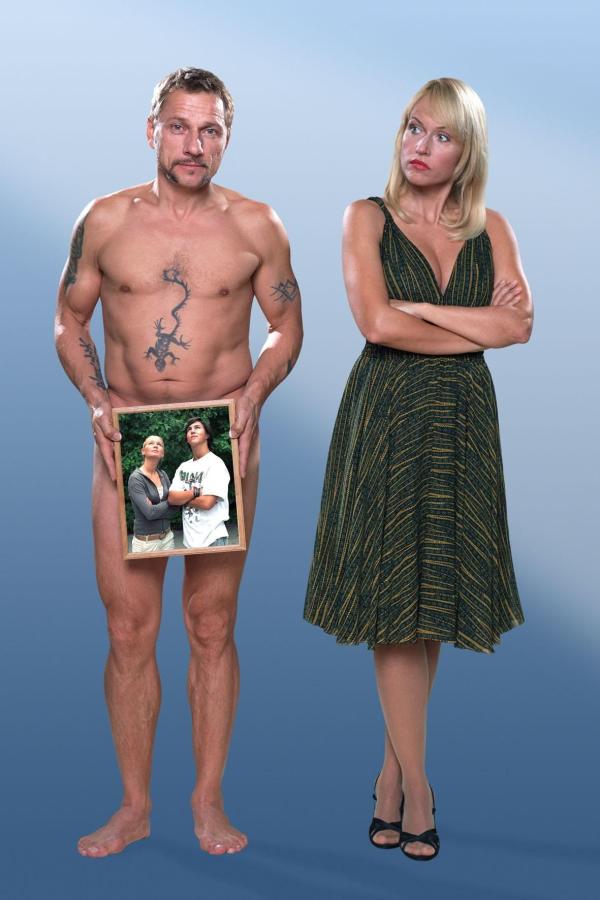 Bild 1 von 12: Katrin (Anica Dobra, r.) ist Anfang 40, als plötzlich ein wildfremder Mann in ihr Leben tritt: Frank (Richy Müller, l.), ein passionierter Biker und Besitzer eines Tattoostudios, mit dem sie so gar nichts gemein hat. Mal abgesehen von einer winzigen Kleinigkeit: Er war ihr Samenspender und ist somit der Vater ihrer Kinder Luisa und Lukas ...