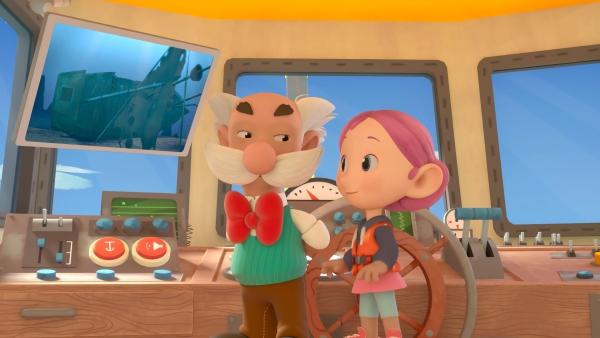 Bild 1 von 9: Stella und Professor Smeraldo verfolgen am Monitor Grisus Schatzsuche am Meeresgrund.© ZDF/2023 MONDO TV Group/Pagot/Calidra/T2T/ZDFS - Honorarfreie Verwendung gemäß AGB im redaktionellen Zusammenhang mit genannter Sendung bei Nennung \