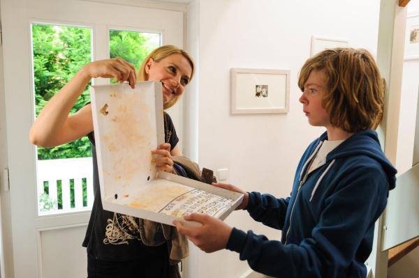 Bild 1 von 20: (2. Staffel) - In \