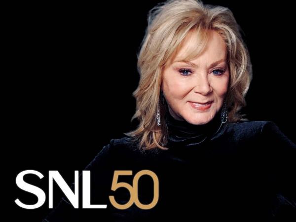 Bild 1 von 9: (50. Staffel) - Saturday Night Live - Jean Smart