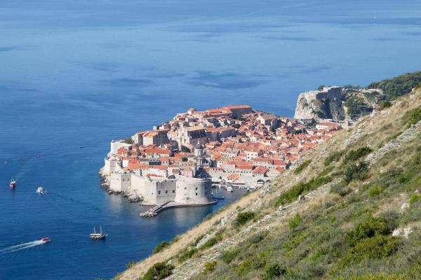 Bild 1 von 1: Im Bild: Die beste Aussicht auf Dubrovnik, hat man Dubrovniks Hausberg Srd.