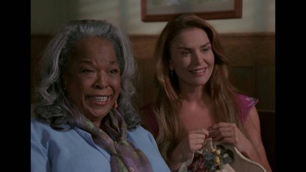Bild 1 von 6: Tess (Della Reese), Monica (Roma Downey)Verwendung nur in Verbindung mit Programmpromotion und Programmpresse. Jede andere Nutzung ist streng verboten.