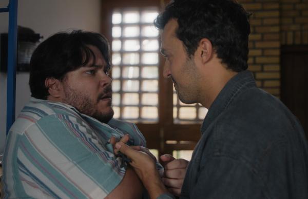 Bild 1 von 7: Was verbergen die beiden Studenten Luis (Jacobo Santiago, l.) und Tim (Moritz Lehmann, r.)?