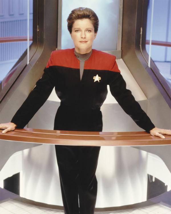 Bild 1 von 21: Kate Mulgrew (Captain Kathryn Janeway)
