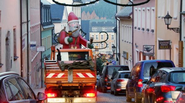 Bild 1 von 5: Transport Weihnachtsmann
