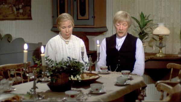 Bild 1 von 4: Im Bild: Emy Storm (Alma), Allan Edwall (Anton).