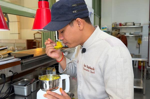 Bild 1 von 2: Sao Sopheak: neuer aufsteigender Starkoch der kambodschanischen Gastronomie