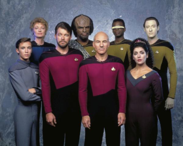 Bild 1 von 3: Star Trek The Next Generation Gallery, Raumschiff Enterprise Das nächste Jahrhundert  Patrick Stewart (Captain Picard), an his crew