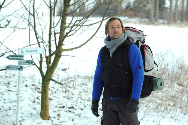 Bild 1 von 8: Gregor (Holger M. Wilhelm) versucht auf seiner Wanderung, wieder zu sich selbst zu finden.
