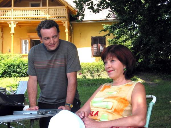 Bild 1 von 10: Im Bild: Marco Rima (Freddy Summer), Elfi Eschke (Conny Herzog).