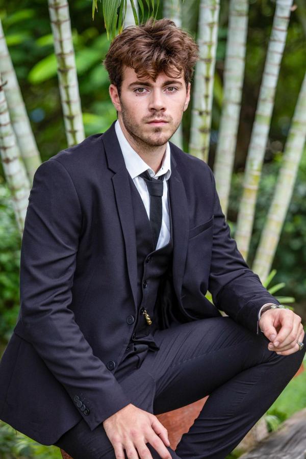 Bild 1 von 6: Im Bild: Sam Retford (Joseph Verdinikov).