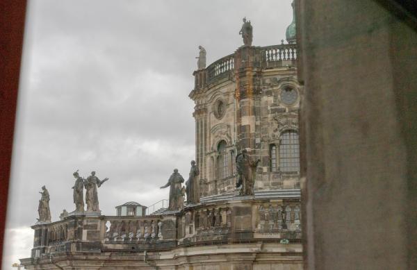 Bild 1 von 2: Das barocke Dresden ist ein Mythos. Vieles wurde in den Bombennächten von 1945 zerstört und erst in jüngster Zeit wieder aufgebaut.