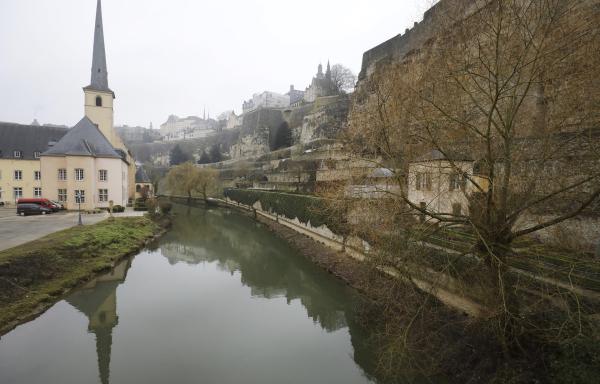 Bild 1 von 9: Stadt Luxemburg: Endlich am Ziel! Die Stadt Luxemburg hat mit dem Startpunkt Trier einiges gemeinsam. In beiden Städten leben rund 115.000 Menschen und beide gehören zum Welterbe der Unesco. Die geographische Lage von \