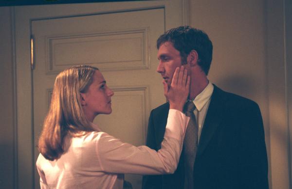 Bild 1 von 1: Die Spannung zwischen Bianca (Tanja Wedhorn, l.) und Oliver (Patrik Fichte, r.) eskaliert.