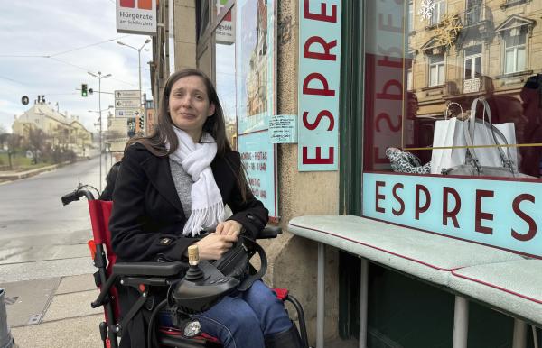 Bild 1 von 5: Eszter Bodnar.