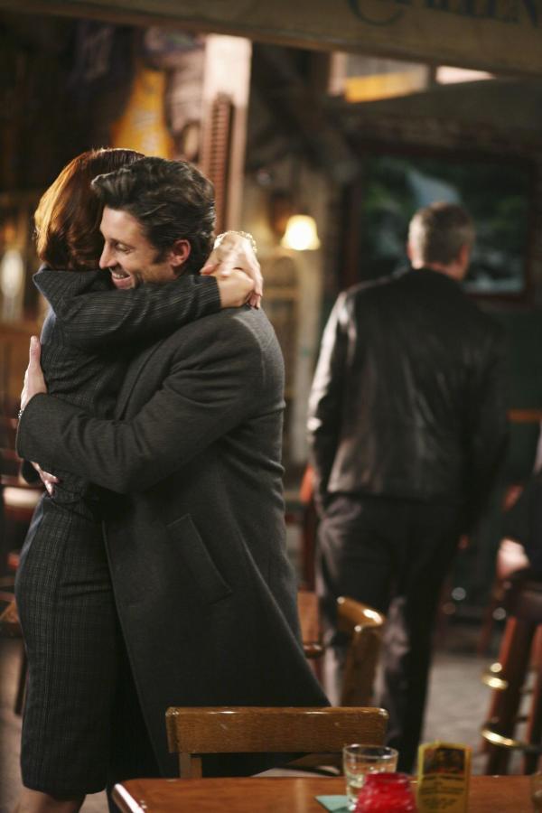 Bild 1 von 41: Im Seattle Grace Hospital kommt es zwischen Addison (Kate Walsh, l.) und Derek (Patrick Dempsey, r.) zu einem stürmischen Wiedersehen ...