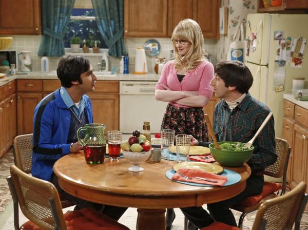 Bild 1 von 31: Müssen alle endlich etwas gegen ihre Probleme tun, statt immer nur zu jammern: Raj (Kunal Nayyar, l.), Bernadette (Melissa Rauch, M.) und Howard (Simon Helberg, r.) ...