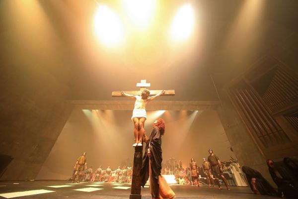 Bild 1 von 9: Im Bild: Kreuzigung.