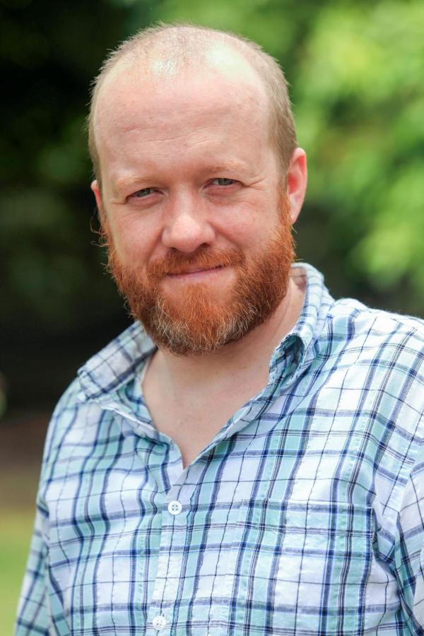 Bild 1 von 4: Im Bild: Steve Oram (Dean Shanks).