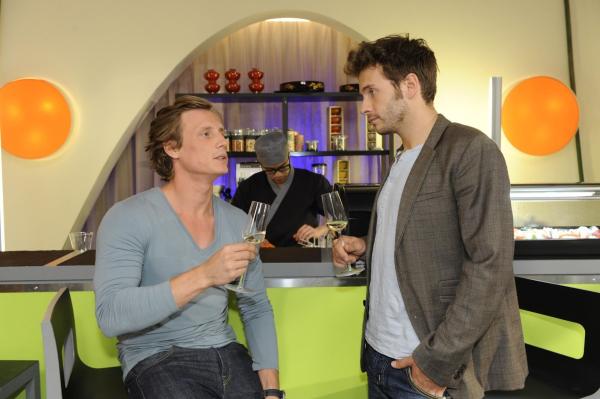 Bild 1 von 19: Was ist zwischen Tom (Patrick Kalupa, l.) und Enrique (Jacob Weigert, r.) los?