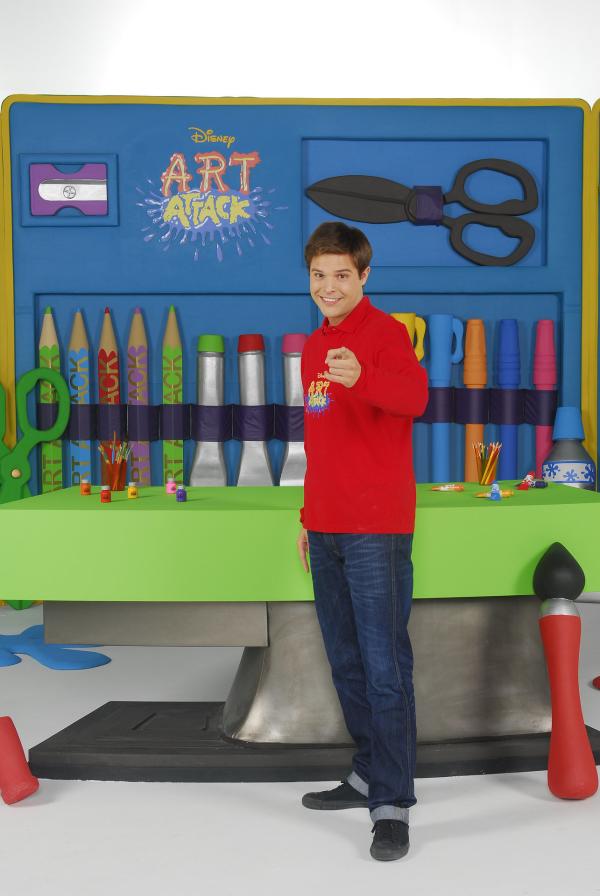 Bild 1 von 14: In jedem Menschen steckt ein Künstler! Wer sein Talent noch nicht entdeckt hat, kann sich von Nicolás Artajos kreativen Bastelideen inspirieren lassen. Ab 7. März haucht der Moderator in den neuesten Folgen von \