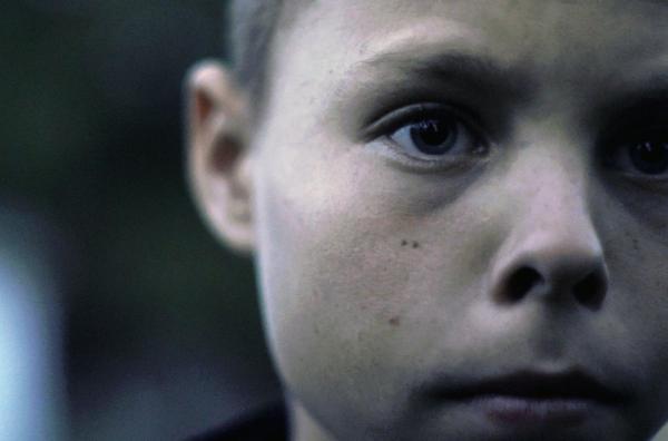 Bild 1 von 3: In der Ukraine wird die Katastrophe zur Normalität ? und dennoch träumen junge Ukrainerinnen und Ukrainer von einer besseren Zukunft.