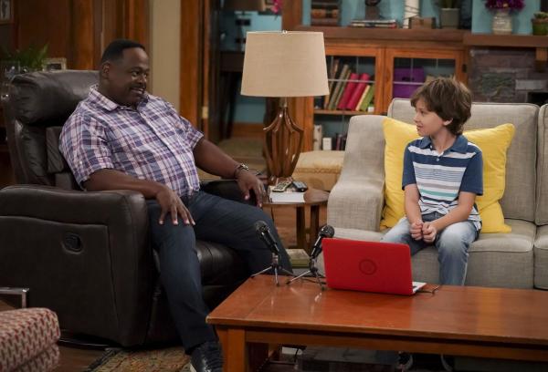 Bild 1 von 14: Calvin Butler (Cedric the Entertainer, l.): Grover Johnson (Hank Greenspan, r.)