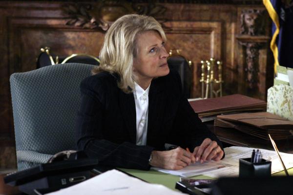 Bild 1 von 1: Candice Bergen as Judge Anderlee -- NBC Universal