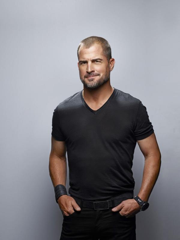 Bild 1 von 11: (2. Staffel) - Der beste Freund: Jack Dalton (George Eads) ist ein ehemaliger CIA-Agent, der MacGyver in allen Lebenslagen hilft ...