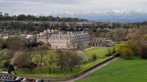 Bild 1 von 4: Stadtansicht von Edinburgh