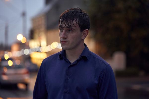 Bild 1 von 3: Zurück in der Heimat wird Connell (Paul Mescal) eines plötzlich klar: Er hat einen riesigen Fehler gemacht.