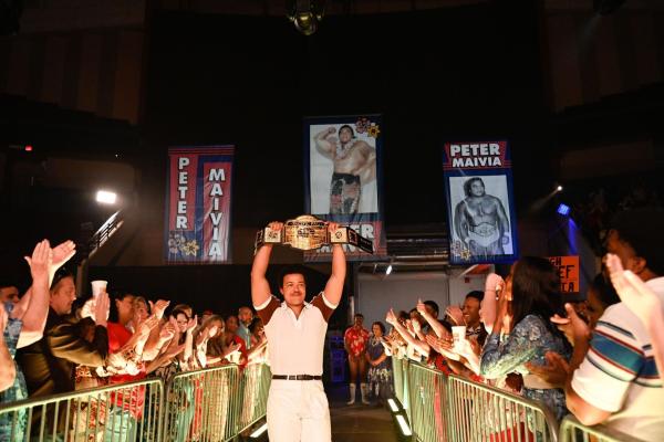 Bild 1 von 5: Dwayne Johnson (Bradley Constant)