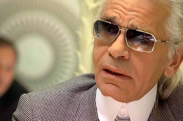 Bild 1 von 4: Der Modeschöpfer Karl Lagerfeld.