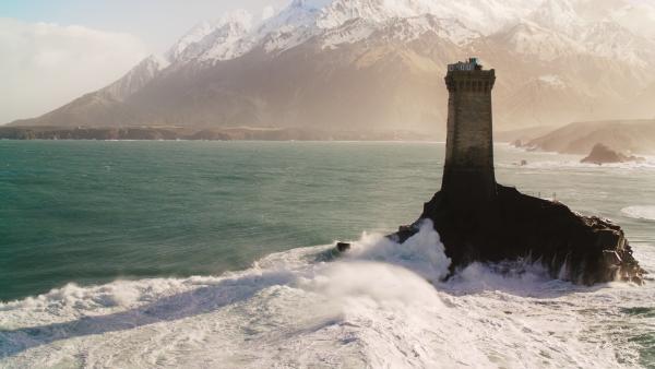 Bild 1 von 3: Eindrücke einer Bretagne, wie sie vor 300 Millionen Jahren ausgesehen hätte: Eine gewaltige Gebirgskette. 8.000 Meter hoch und sechs Mal so groß wie das heutige Frankreich.