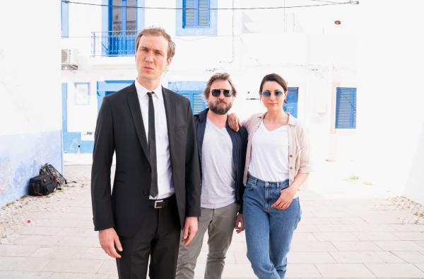 Bild 1 von 1: Das Ermittlerteam in Fuseta: Leander Lost (Jan Krauter, li.), Carlos Esteves (Daniel Christensen, Mitte) und Graciana Rosado (Eva Meckbach).