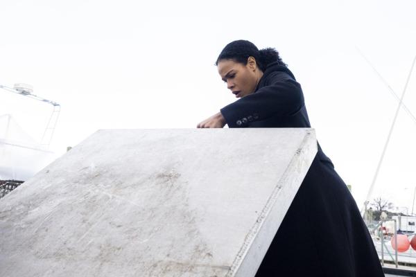Bild 1 von 10: Sheryll Barnes (Roxy Sternberg)