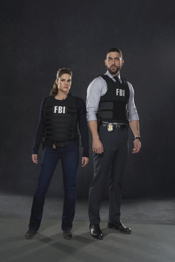 Bild 1 von 16: Special Agent Maggie Bell (Missy Peregrym, l.); Special Agent Omar Adom 'OA' Zidan (Zeeko Zaki, r.)