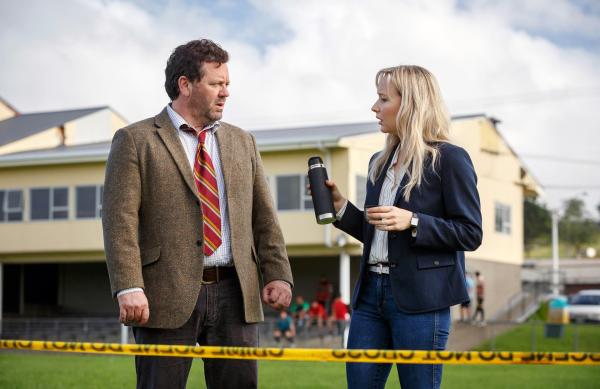 Bild 1 von 4: ARD Degeto BROKENWOOD MYSTERIES - LEATHER & LACE, \