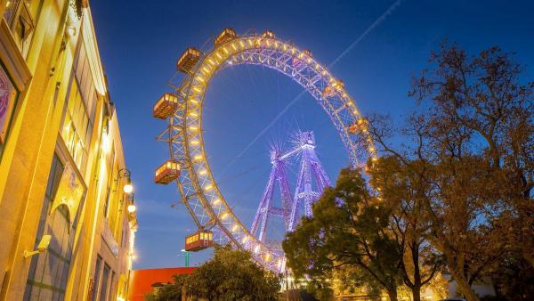 Bild 1 von 10: Im Bild: Das Wiener Riesenrad - eine Zeitmaschine mit dem Gedächtnis und mit dem Gewicht von 100 Elefanten.