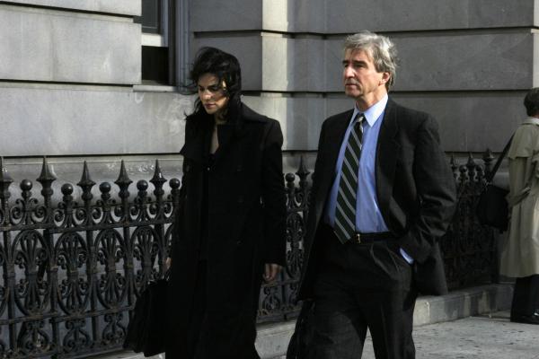 Bild 1 von 4: (l-r) Annie Parisse as A.D.A. Alexandra Borgia, Sam Waterston as Asst. D.A. Jack McCoy -- NBC Universal