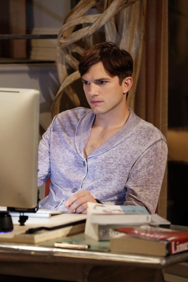 Bild 1 von 16: Möchte Berta einen schönen Geburtstag bescheren: Walden (Ashton Kutcher) ...